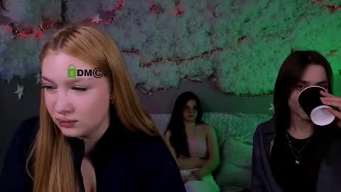 Sophie online show from March 8, 2026, 8:23 pm