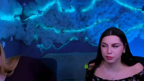 Snapshot of playful_sophie chatting on April 22, 2026, 7:26 pm Sophie online show from April 22, 2026, 7:26 pm