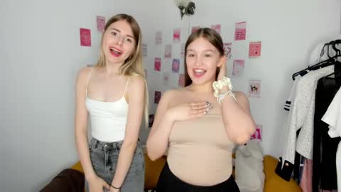 Snapshot of playfulmelly chatting on May 26, 2026, 12:34 pm Melly online show from May 26, 2026, 12:34 pm