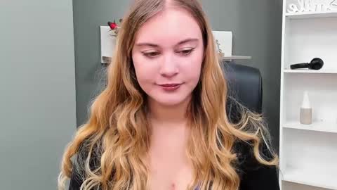 Valeria online show from March 9, 2025, 7:45 am