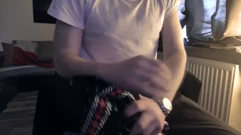 Hello ask me  . Im glad  to see you here in my room. Welcome PVT is open online show from December 25, 2024, 10:17 am