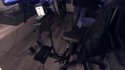 Hello ask me  . Im glad  to see you here in my room. Welcome PVT is open online show from December 18, 2025, 6:36 pm