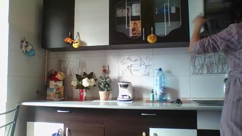 Snapshot of pleas3s_sweet chatting on February 22, 2025, 11:24 am pleas3s_sweet online show from February 22, 2025, 11:24 am