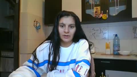 Snapshot of pleas3s_sweet chatting on March 3, 2025, 10:10 pm pleas3s_sweet online show from March 3, 2025, 10:10 pm