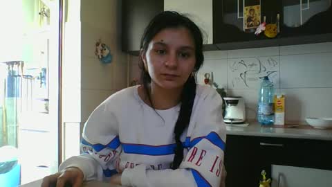 Snapshot of pleas3s_sweet chatting on March 4, 2025, 9:51 am pleas3s_sweet online show from March 4, 2025, 9:51 am