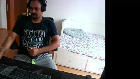 Snapshot of pleasure5845 chatting on July 7, 2026, 12:42 pm Sam online show from July 7, 2026, 12:42 pm