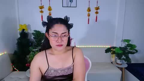 Ploysai online show from March 2, 2026, 7:15 am