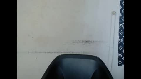 plumnjuicyx online show from February 22, 2025, 9:45 am