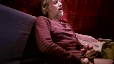 Fratzz online show from February 14, 2025, 10:25 pm