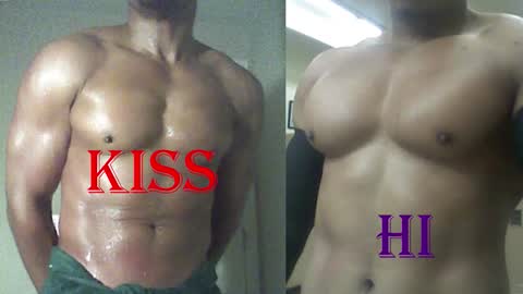 StraightPlush online show from March 18, 2026, 2:37 am