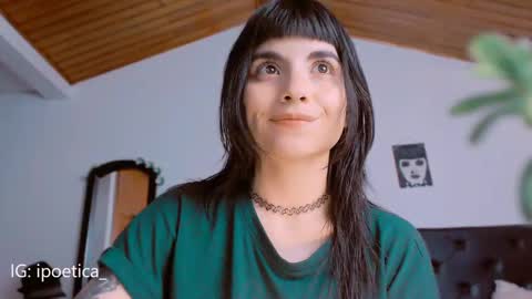 Snapshot of poeeticaa_ chatting on December 18, 2024, 8:36 pm IG ipoetica online show from December 18, 2024, 8:36 pm