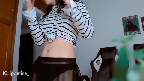 Snapshot of poeeticaa_ chatting on January 8, 2025, 3:07 pm IG ipoetica online show from January 8, 2025, 3:07 pm