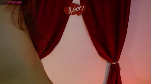 Snapshot of poison_liv chatting on February 13, 2026, 1:18 pm poison_liv online show from February 13, 2026, 1:18 pm