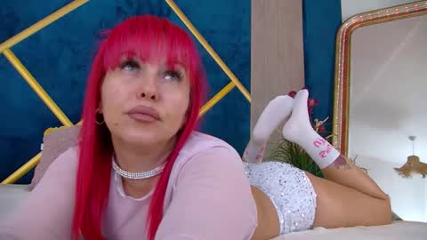 poison_milf_ online show from January 17, 2026, 5:12 am