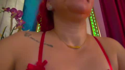 Snapshot of poison_milf_ chatting on June 30, 2026, 3:51 am poison_milf_ online show from June 30, 2026, 3:51 am