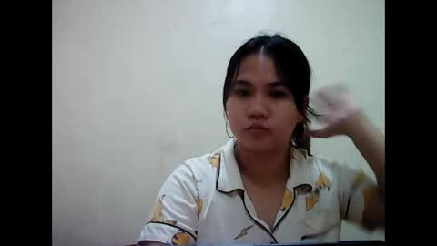 poisonousivy30 online show from April 25, 2026, 10:40 am