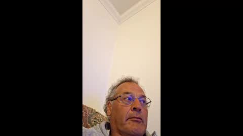 Snapshot of polegatepaul chatting on May 5, 2026, 12:40 am Paul Polegate online show from May 5, 2026, 12:40 am