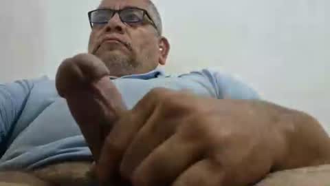 poli online show from April 11, 2026, 11:25 am