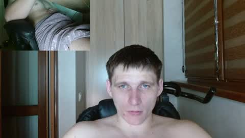 Snapshot of poliglotjoe2 chatting on June 19, 2026, 9:29 pm Poliglotjoe2 online show from June 19, 2026, 9:29 pm