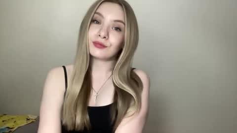 Snapshot of polishangel222 chatting on May 19, 2026, 6:58 pm polishangel222 online show from May 19, 2026, 6:58 pm
