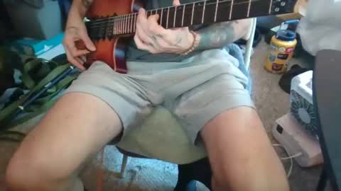 Snapshot of polishrifle3 chatting on January 30, 2025, 9:14 pm jaws online show from January 30, 2025, 9:14 pm