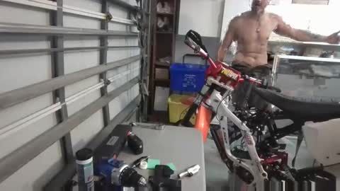 jaws online show from March 27, 2026, 2:39 am