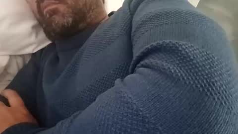 pollontf online show from March 3, 2026, 2:12 pm