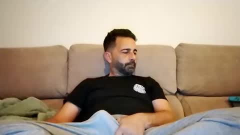 pollontf online show from April 4, 2026, 11:13 pm