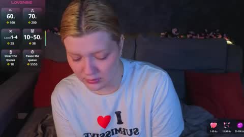 Snapshot of polly__mayer chatting on May 19, 2026, 1:56 am Polly online show from May 19, 2026, 1:56 am