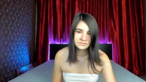 Polly online show from March 23, 2026, 7:01 am