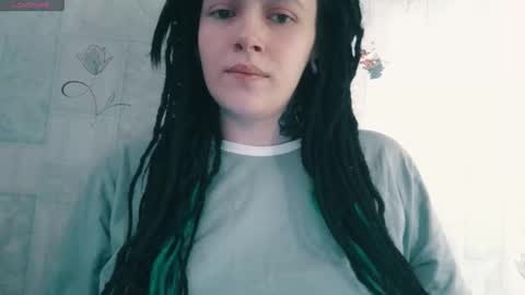 Polly online show from December 23, 2025, 6:55 am