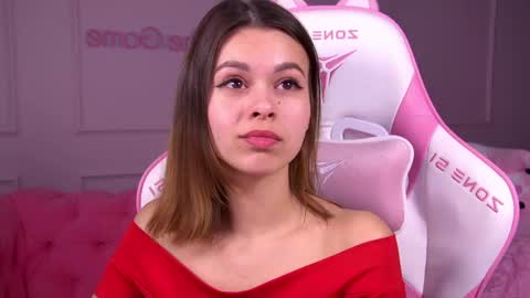 Snapshot of pollylanders chatting on February 21, 2025, 2:06 pm Polly online show from February 21, 2025, 2:06 pm