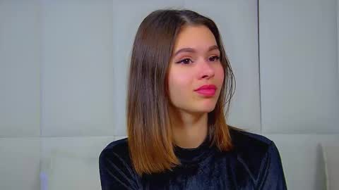 Snapshot of pollylanders chatting on October 6, 2025, 7:11 pm Polly online show from October 6, 2025, 7:11 pm