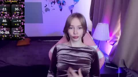 Snapshot of pollysweetie chatting on May 31, 2026, 10:44 am Polly online show from May 31, 2026, 10:44 am