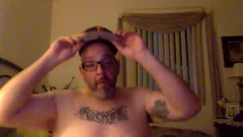 Snapshot of poloking_92 chatting on May 18, 2026, 1:45 am Honey Dior Polo King online show from May 18, 2026, 1:45 am