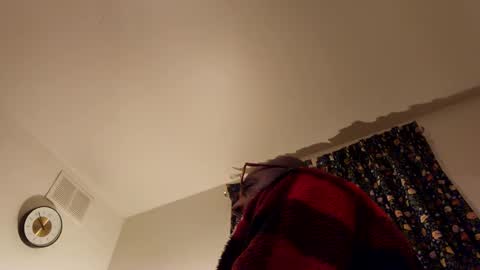 Snapshot of poobear53 chatting on December 26, 2024, 2:55 am Phil online show from December 26, 2024, 2:55 am