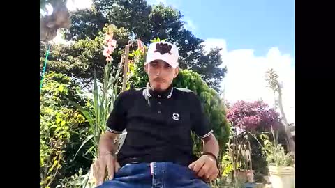 P0P online show from December 4, 2025, 6:38 pm