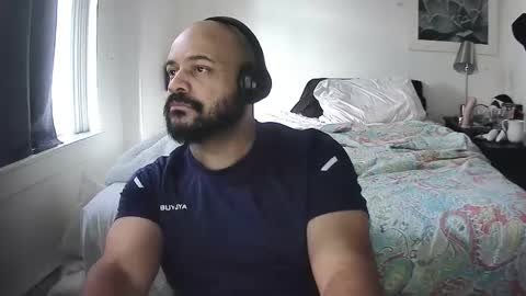 popfizzt online show from October 9, 2025, 9:35 pm