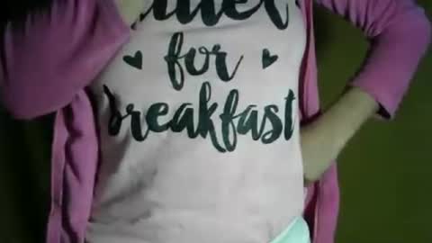 Snapshot of poppy_kelley chatting on August 1, 2026, 4:56 am Lilly online show from August 1, 2026, 4:56 am