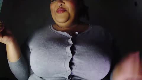 poppyprincess261371 online show from November 8, 2025, 6:02 am