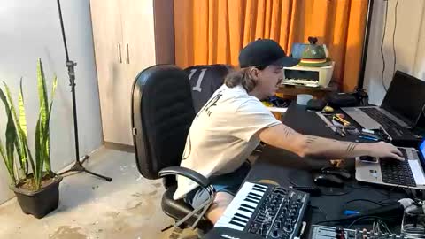 porngreen10 online show from October 17, 2025, 12:47 am