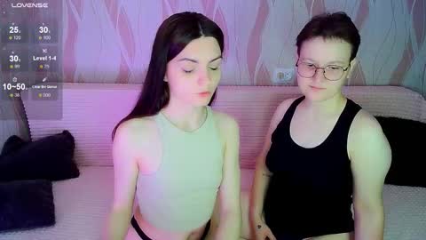 Ana and Tati online show from September 24, 2025, 7:50 pm