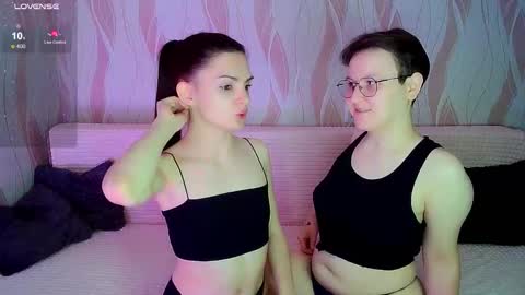 Ana and Tati online show from October 6, 2025, 1:36 am