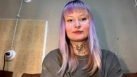 Sia online show from April 22, 2026, 6:09 pm