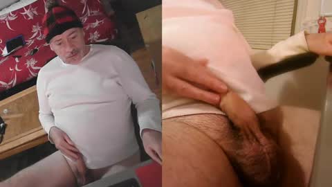 Snapshot of portlandjacob chatting on January 17, 2025, 3:00 pm portlandjacob online show from January 17, 2025, 3:00 pm