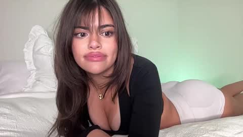 Selena online show from February 20, 2025, 1:36 am