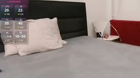 Snapshot of povaridad chatting on February 15, 2026, 12:14 pm Smooth Daddy online show from February 15, 2026, 12:14 pm