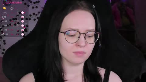 Robyn online show from February 10, 2026, 5:39 pm