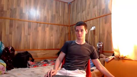 Snapshot of powertwinky chatting on October 6, 2025, 7:11 pm chris independent  online show from October 6, 2025, 7:11 pm