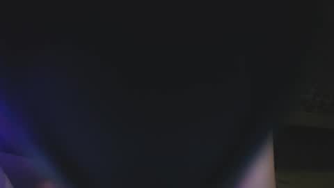 Snapshot of pr1ma chatting on February 9, 2025, 6:05 pm Lina online show from February 9, 2025, 6:05 pm